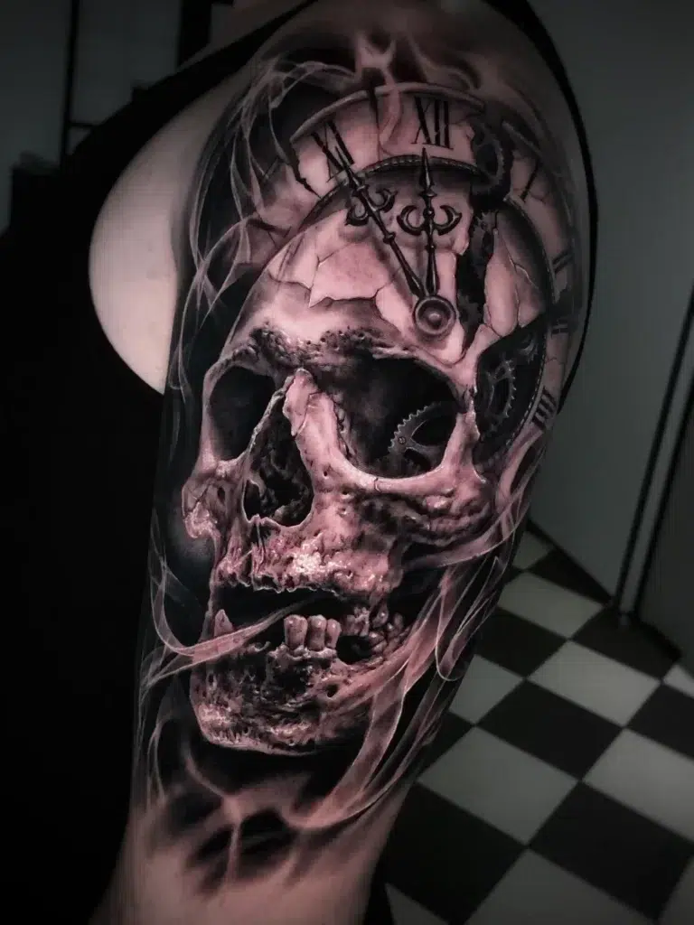 Tatuajes para la «Spooky Season»: diseños de miedo que no pasan de moda 14